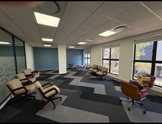 164M² OFFICE TO LET IN UMHLANGA CENTRAL